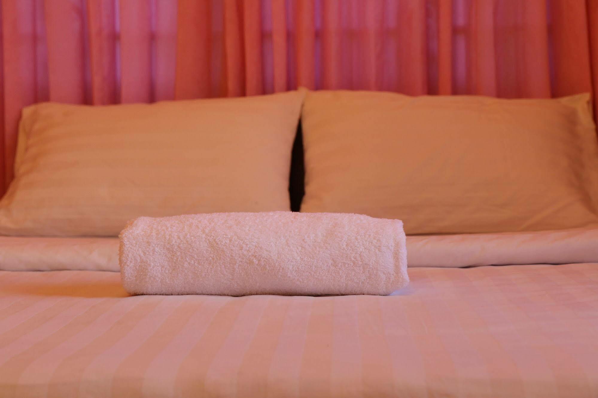 Eco-Home Siem Reap Homestay Bagian luar foto