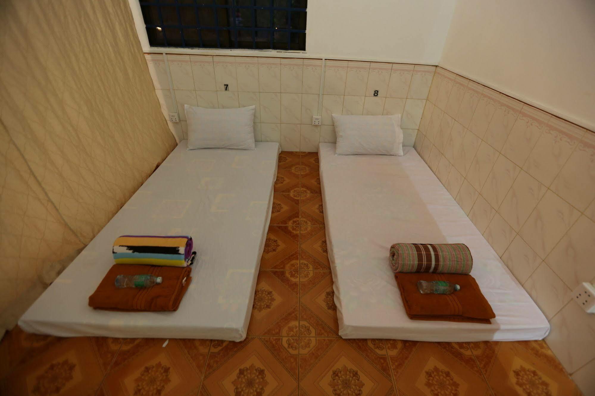 Eco-Home Siem Reap Homestay Bagian luar foto